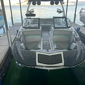 2019 Centurion Boats Fi23