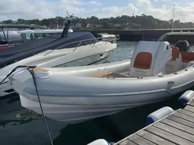 Stingher boats 800 GT