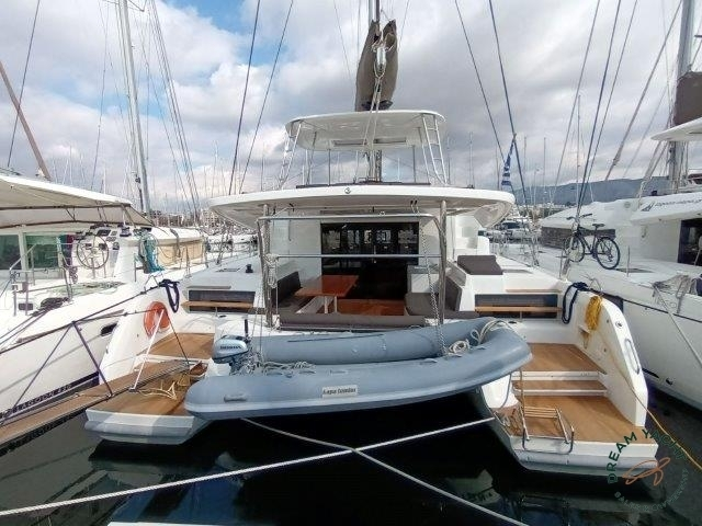 Lagoon 50 for sale in  for €1,050,000 ($1,129,813)