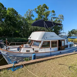 1979 Trader 40 Double Cabin
