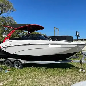 2018 Yamaha Boats 242x