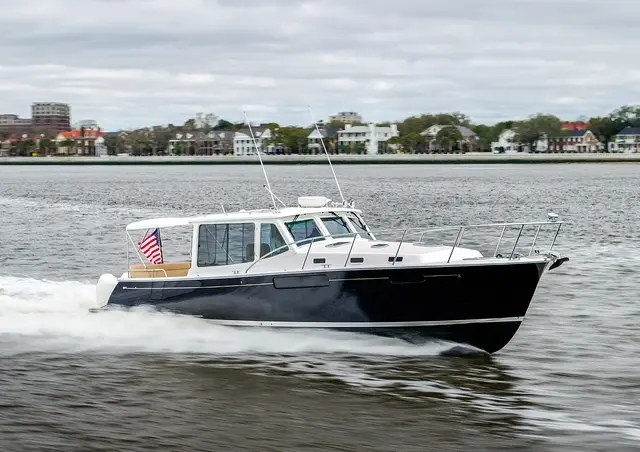 MJM 43Z for sale in United States of America for $1,295,000