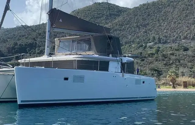 Lagoon 450 for sale in Greece for €485,000 ($516,800)
