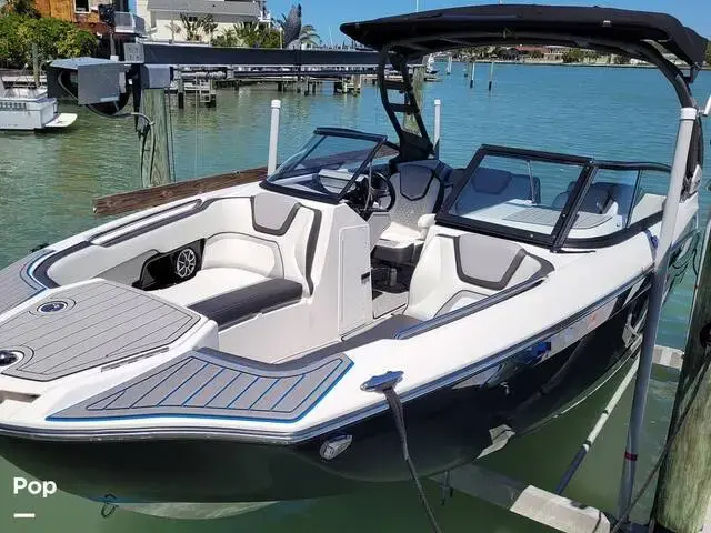 Yamaha Boats 252 SE