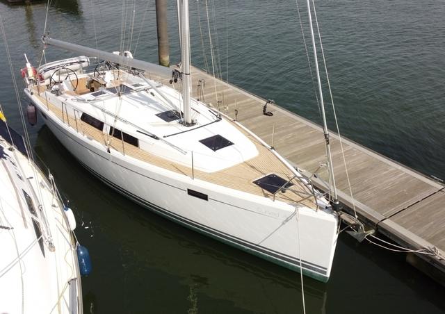 Hanse 385 for sale in United Kingdom for £154,950 ($193,049)