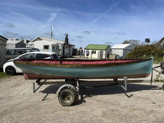 Classic Cornish Rowing Punt for sale in United Kingdom for £2,500 ($3,164)