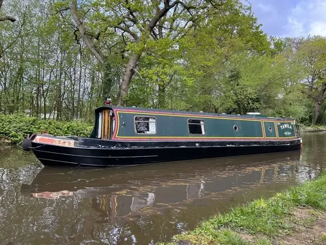 Peter Nicholls 41′ Semi Trad Narrowboat for sale in United Kingdom for £32,950 ($41,363)