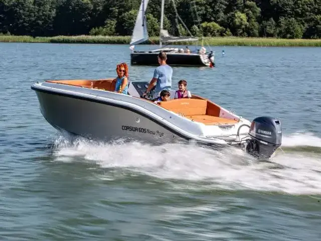 Corsiva boats 605