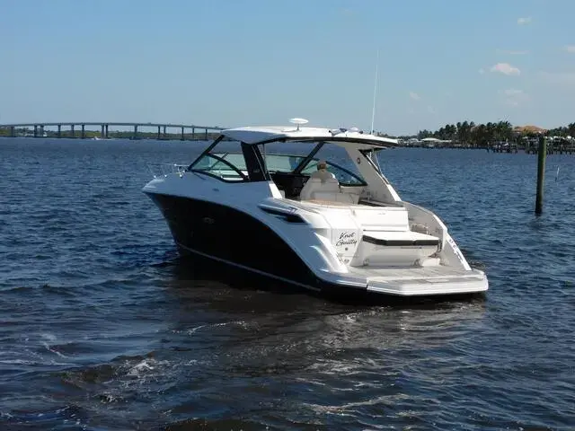 Sea Ray 32' for sale in United States of America for $309,900