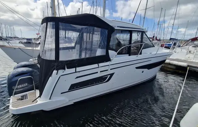 Jeanneau Merry Fisher 895 for sale in United Kingdom for £125,000 ($156,495)
