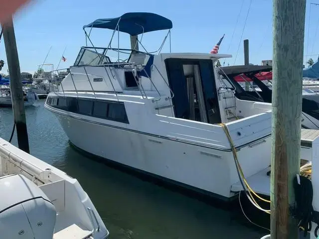 Carver Mariner 3297 for sale in United States of America for $21,900
