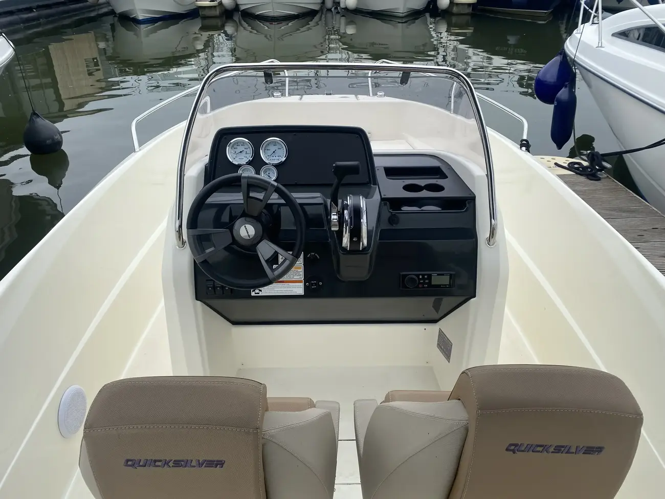 2022 Quicksilver Activ 555 Open image 13