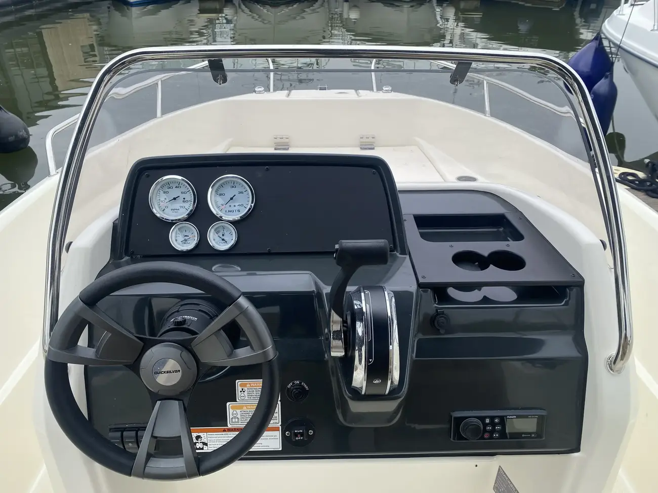 2022 Quicksilver Activ 555 Open image 14