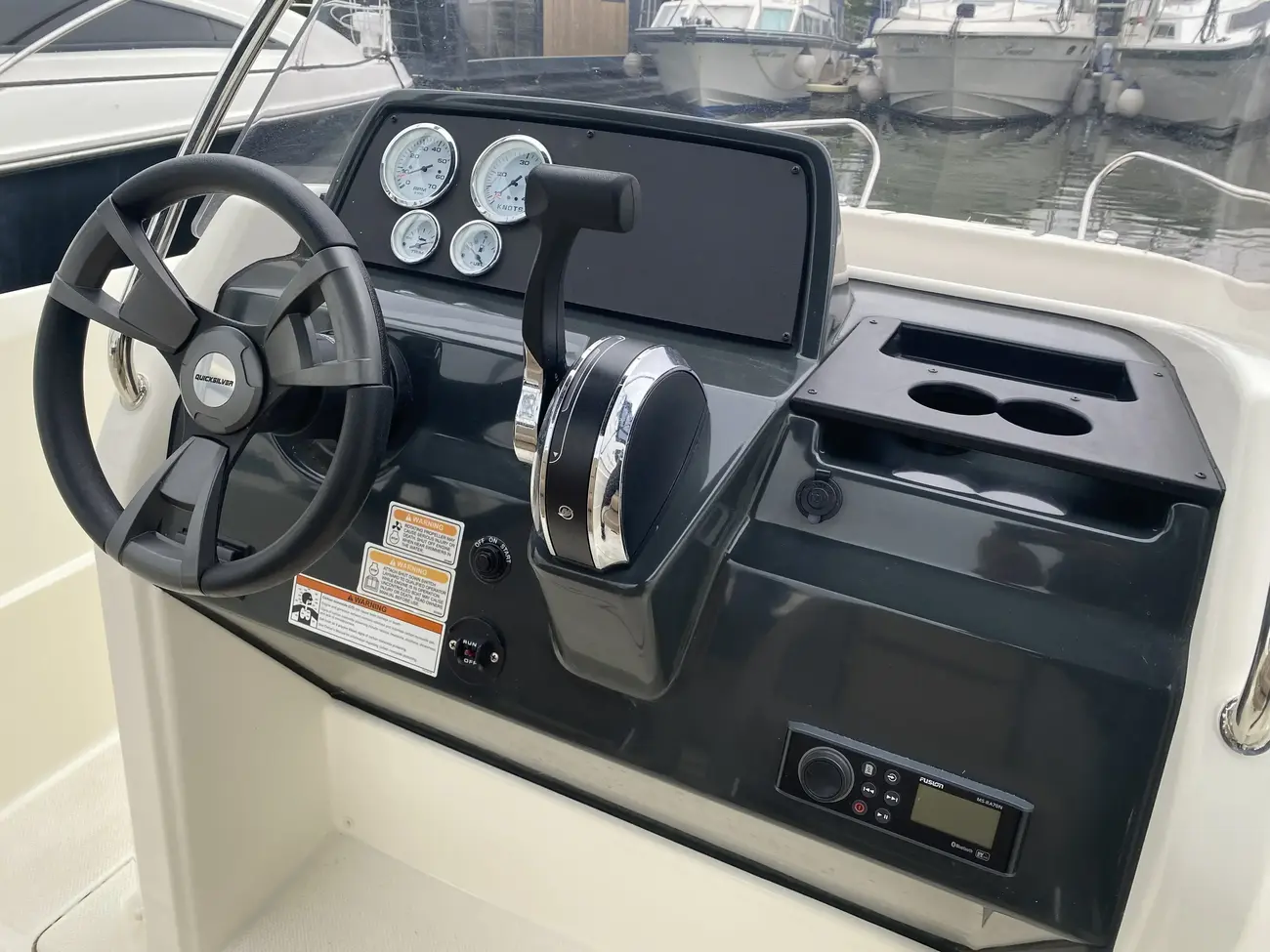 2022 Quicksilver Activ 555 Open image 15