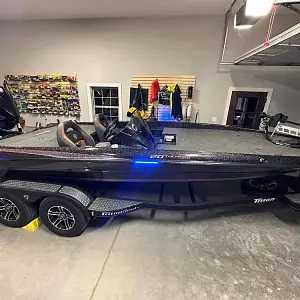 2019 Triton Boats 20 TRX patriot
