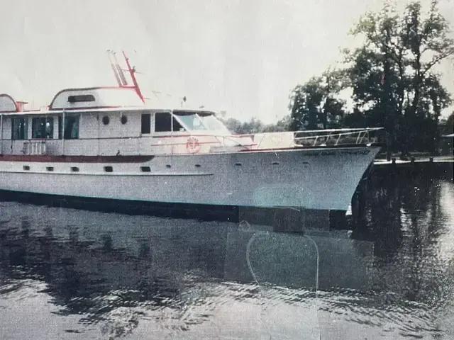 Trumpy 75 Motor Yacht