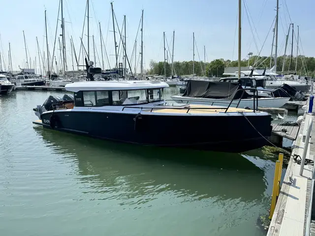 XO Boats EXPLR 10 S+
