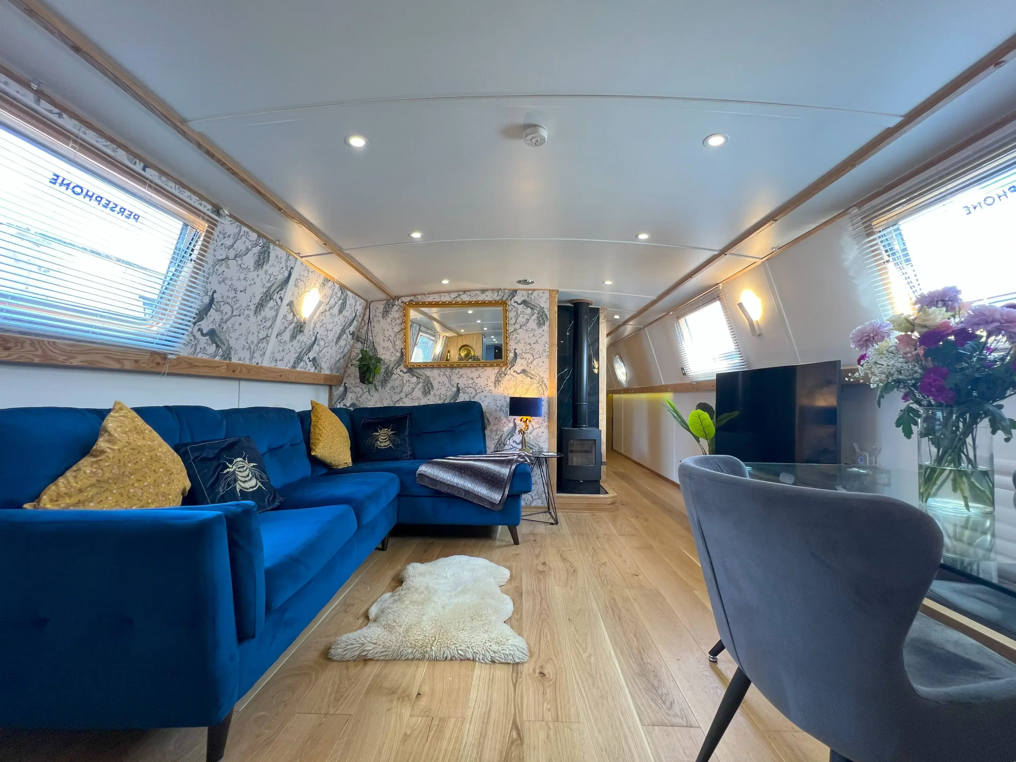 Viking Canal Boats 70' x 12'6'' Widebeam Persephone Tingdene