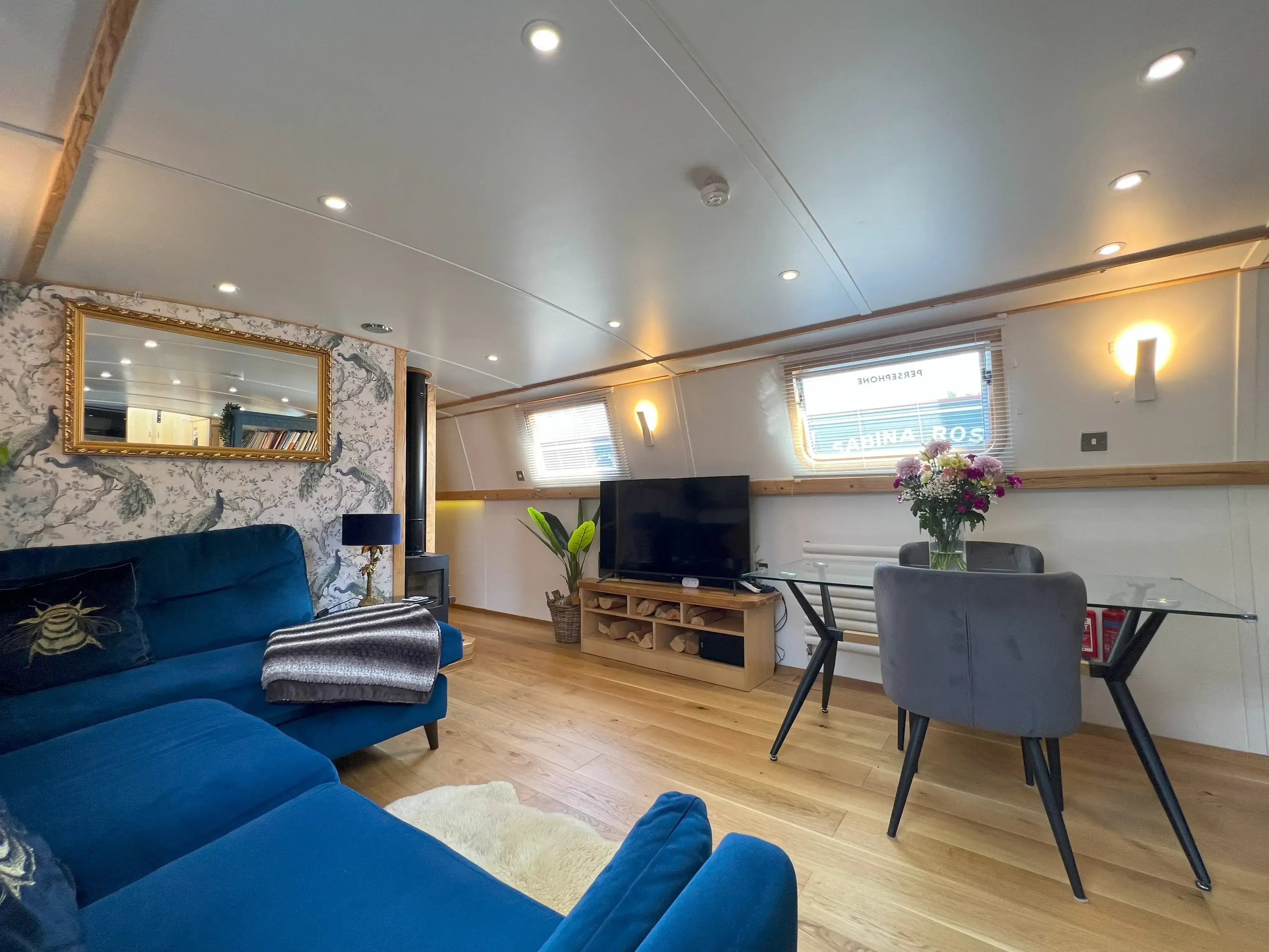 Viking Canal Boats 70' x 12'6'' Widebeam Persephone Tingdene