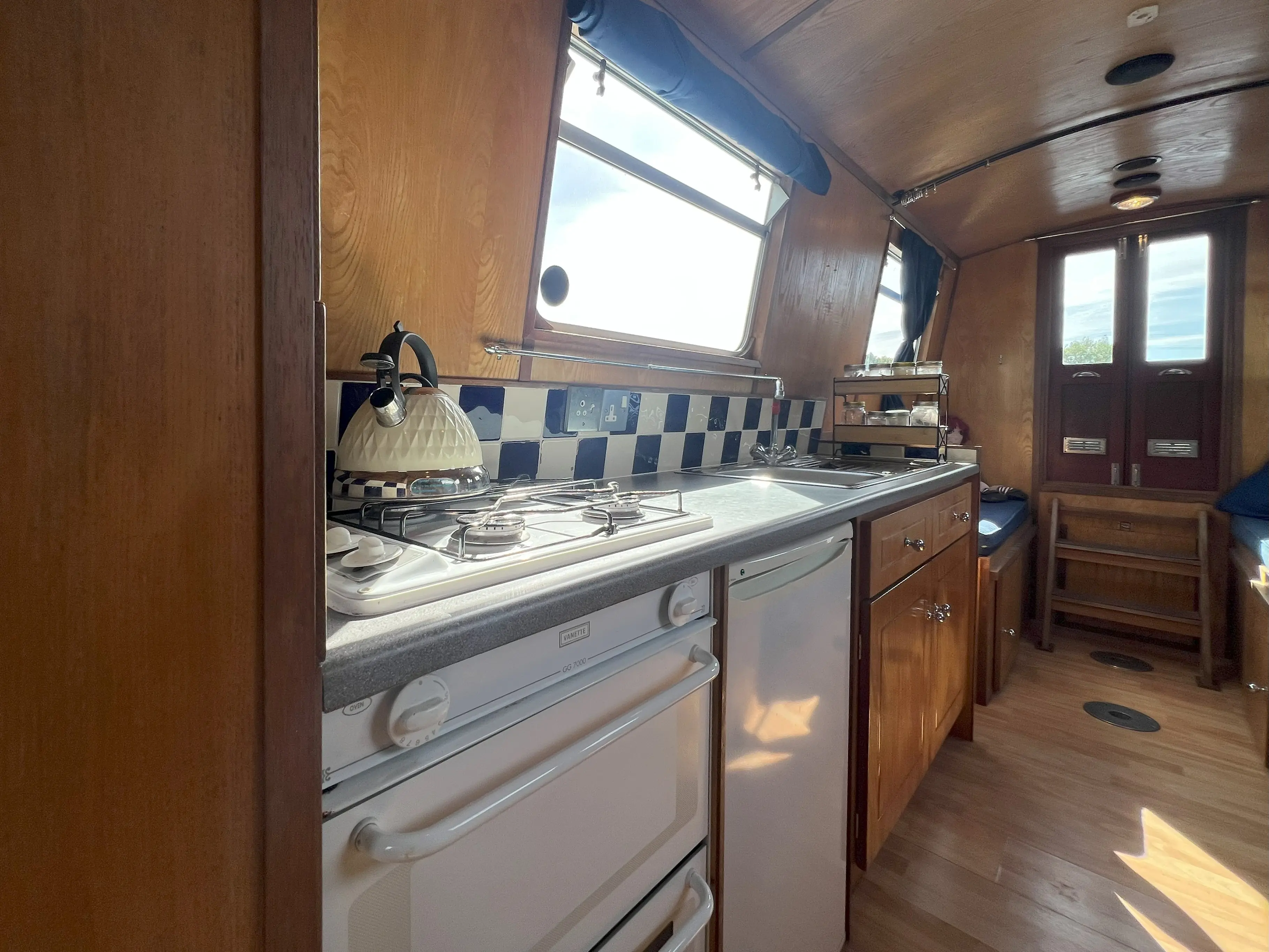 Hixton 35' Cruiser Narrowboat Freedom 7 Tingdene Marinas & Boat Sales