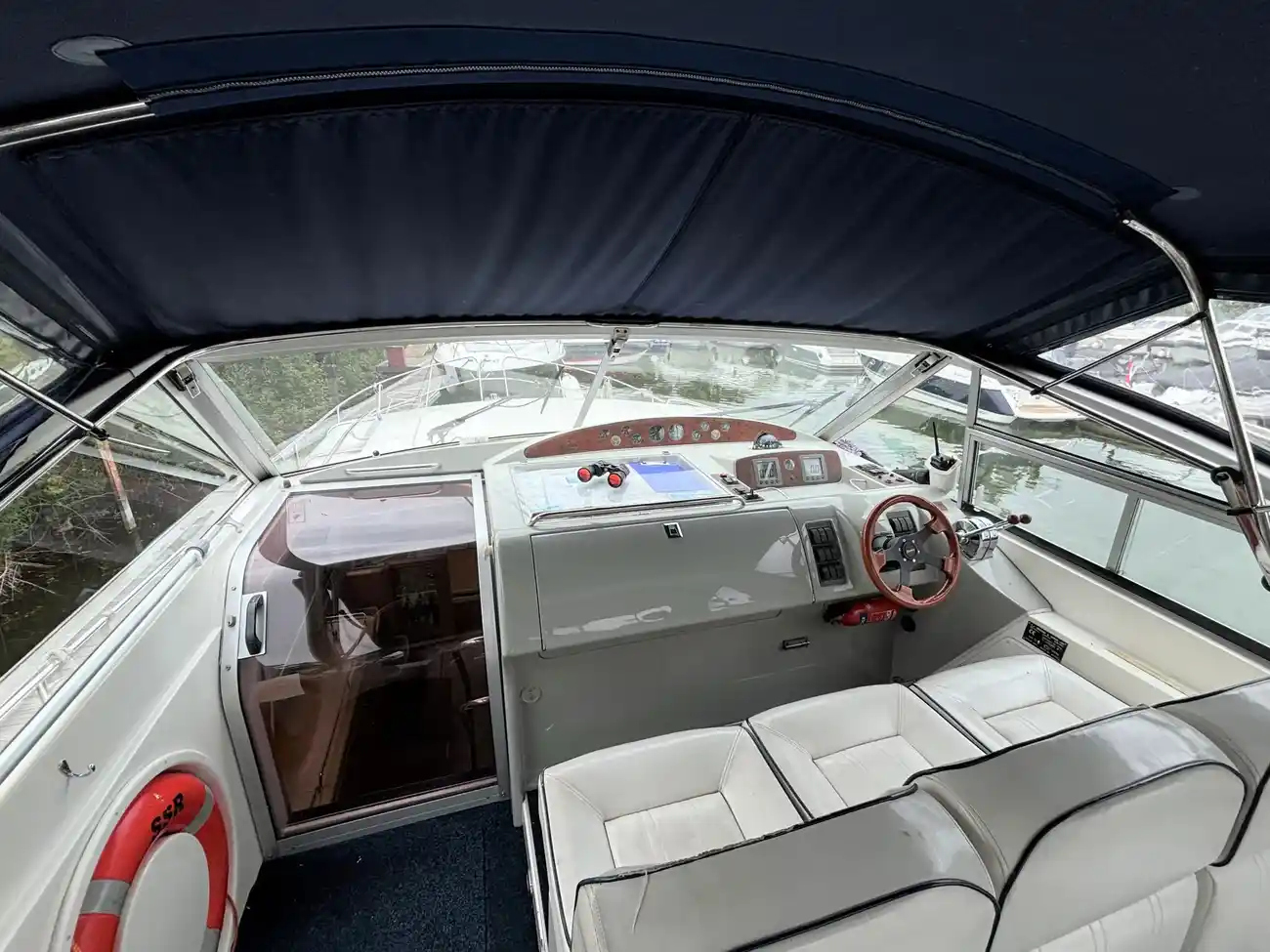 2001 Broom 42 image 17