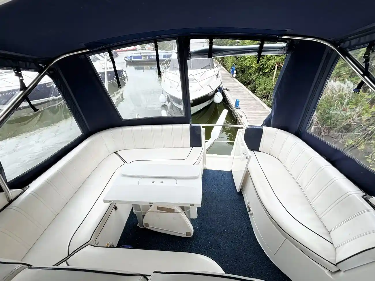 2001 Broom 42 image 16