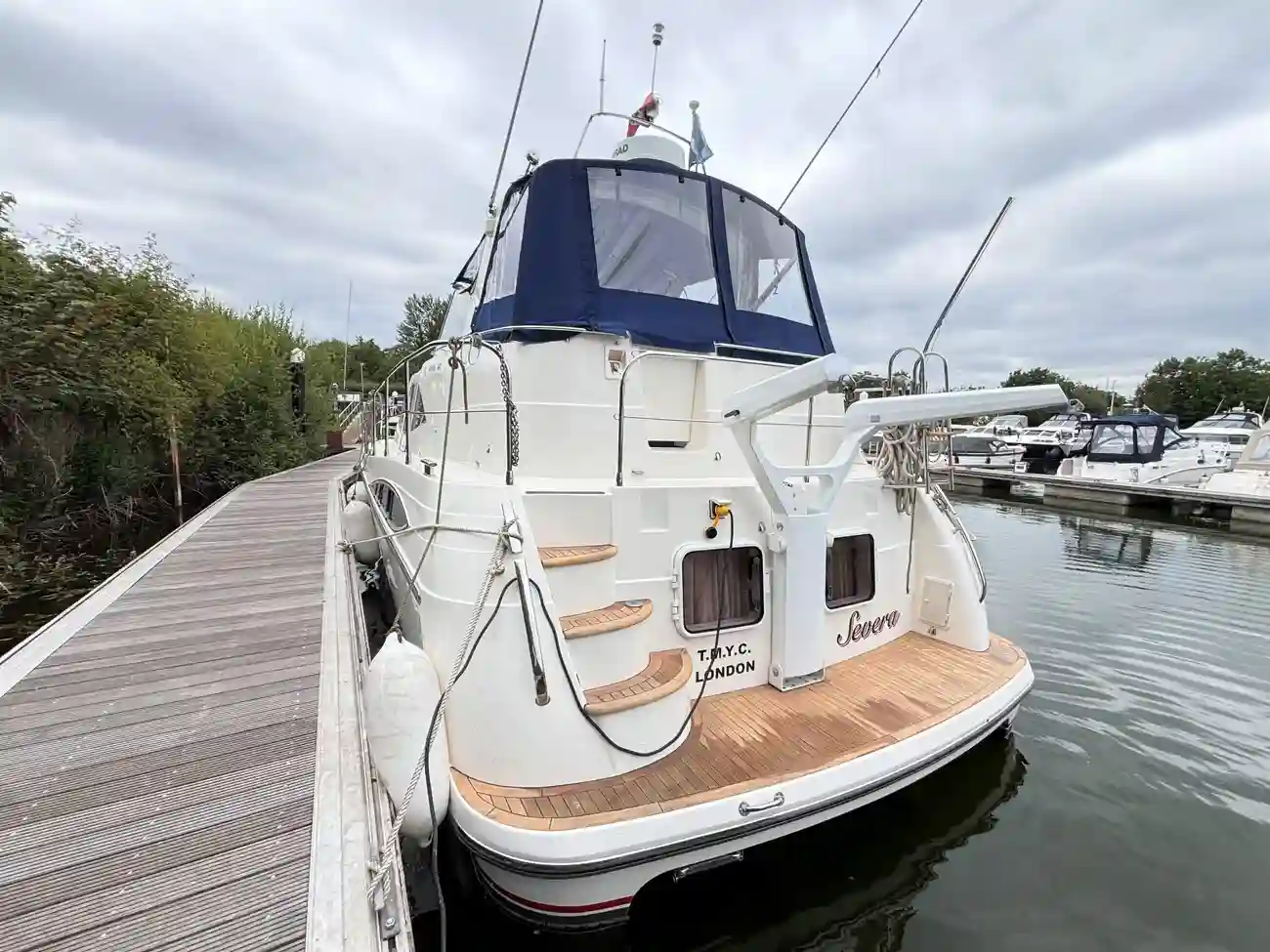 2001 Broom 42 image 14