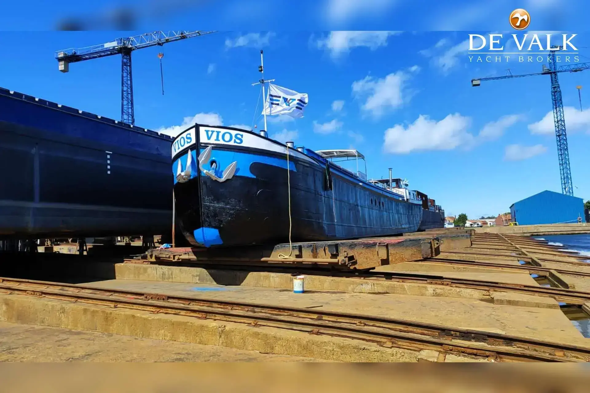 Spits 38 M Liveaboard Vessel