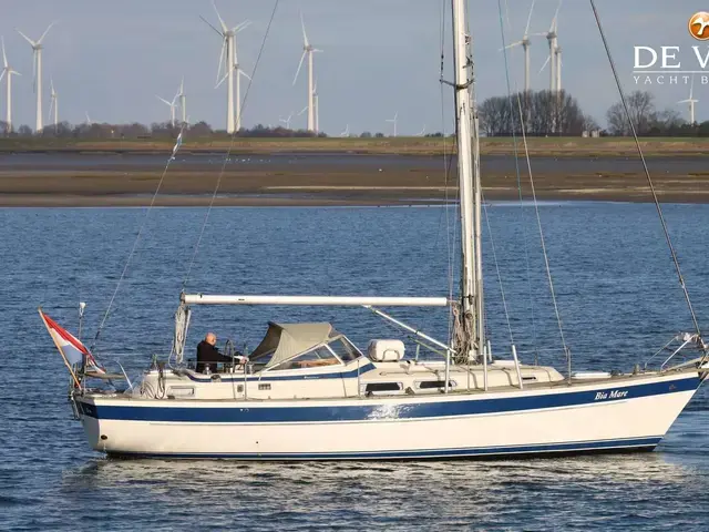 Hallberg-Rassy 36