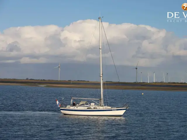 Hallberg-Rassy 36