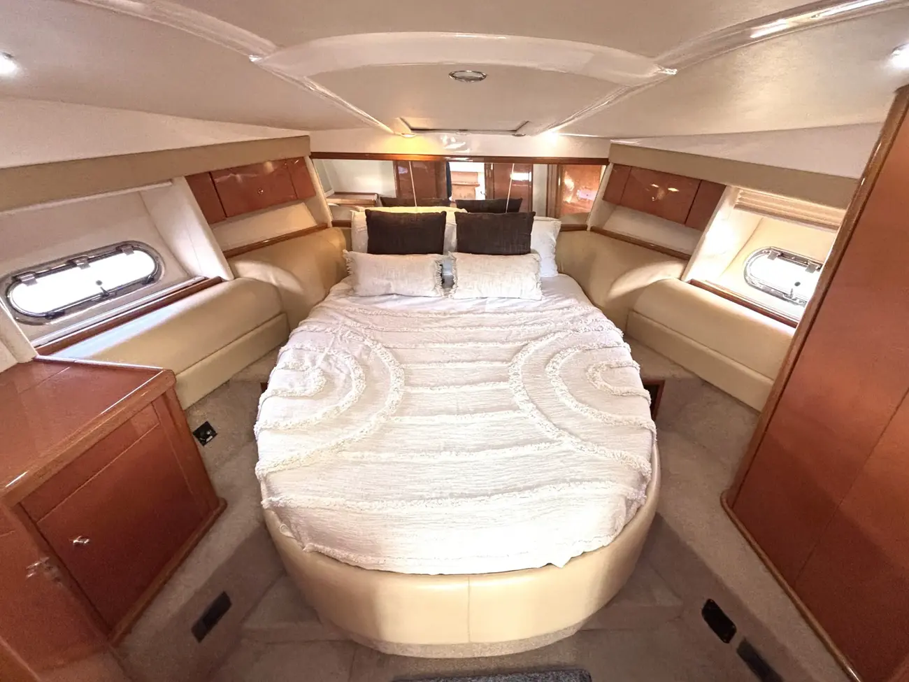 2003 Sealine S43 Sports Cruiser image 30
