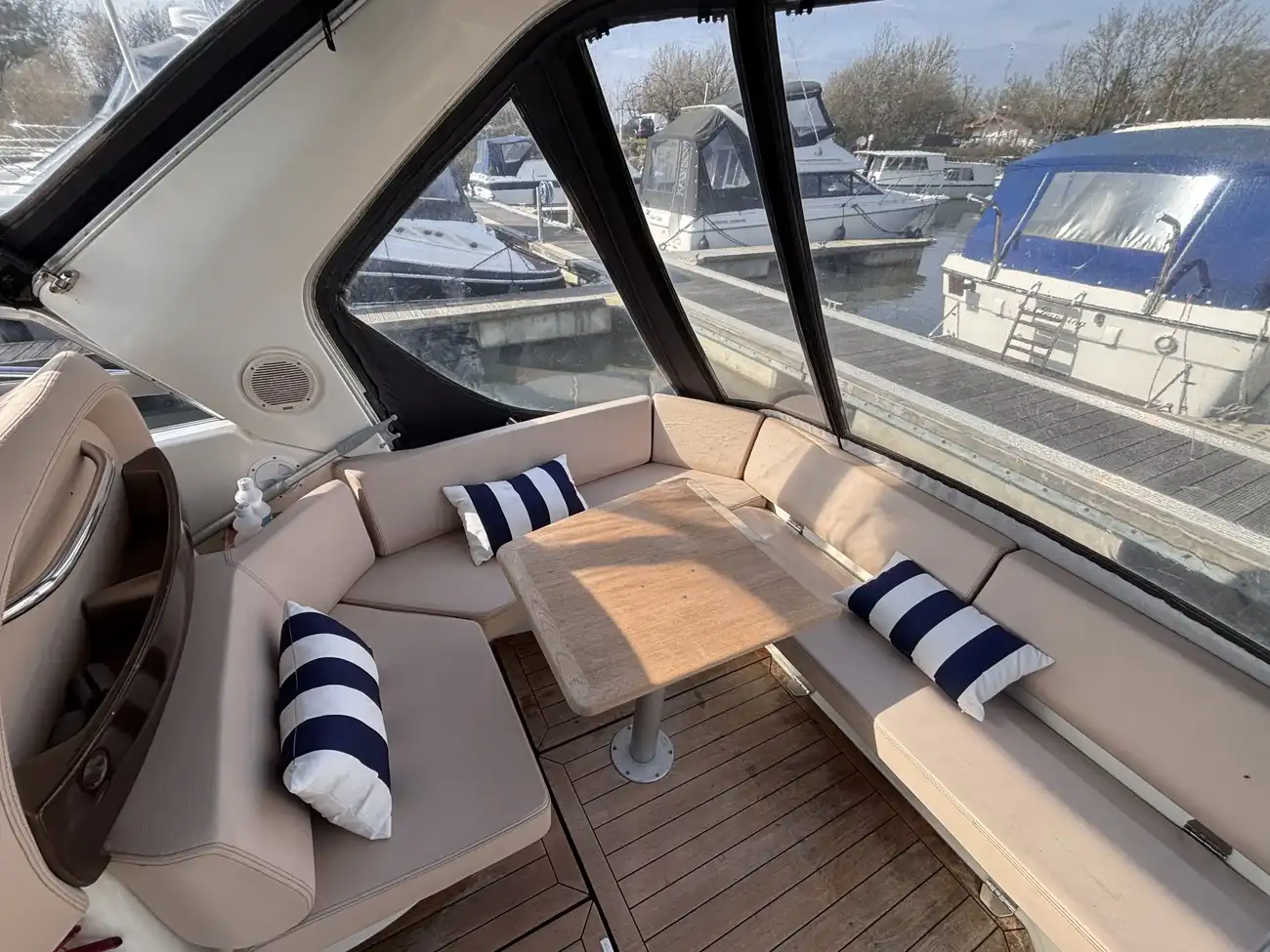 2010 Cranchi Zaffiro 29 image 21