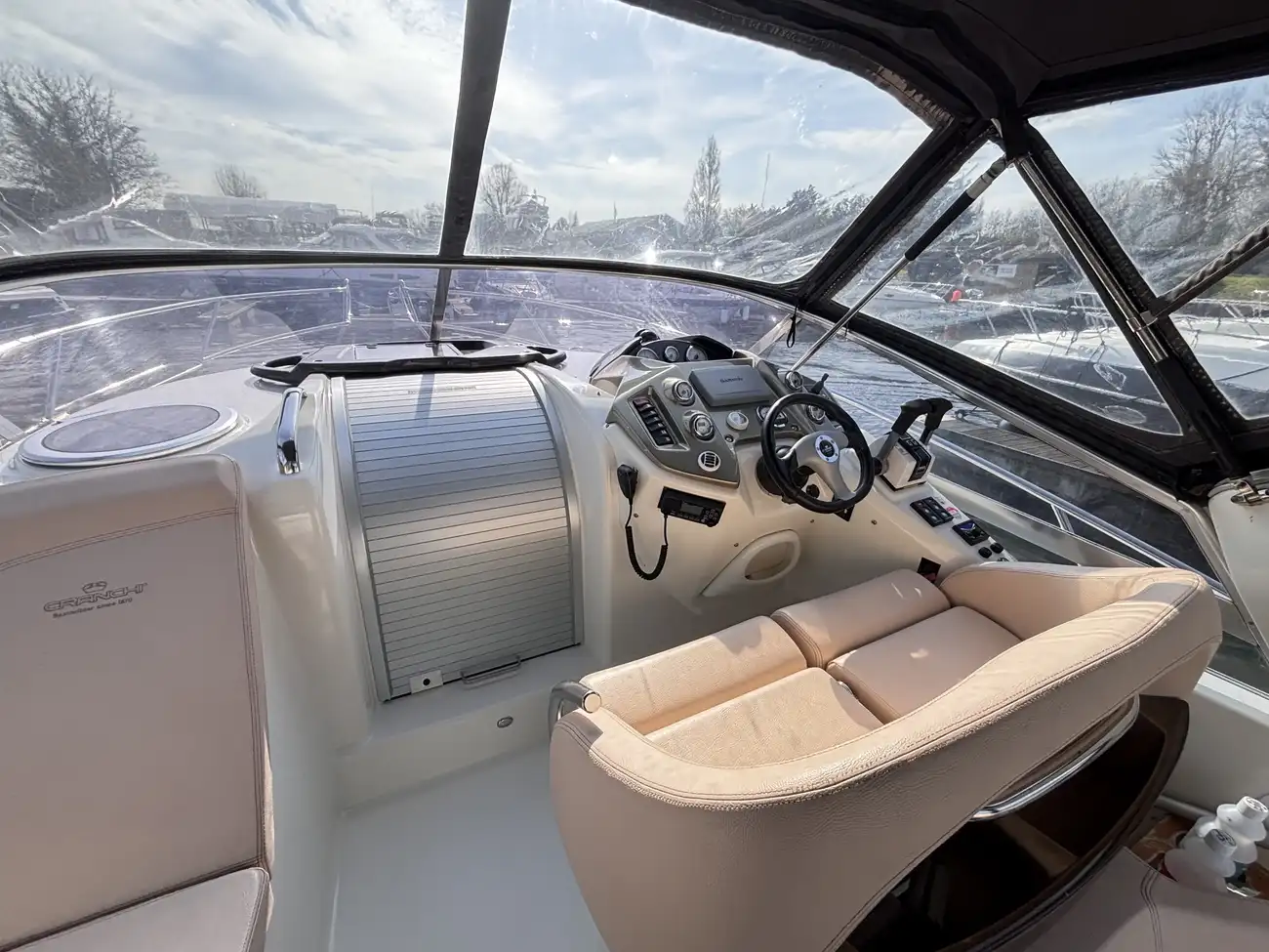 2010 Cranchi Zaffiro 29 image 3