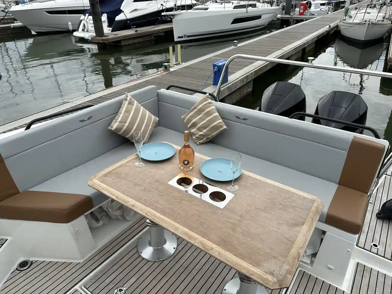 2021 Beneteau Flyer 9 Sundeck image 5