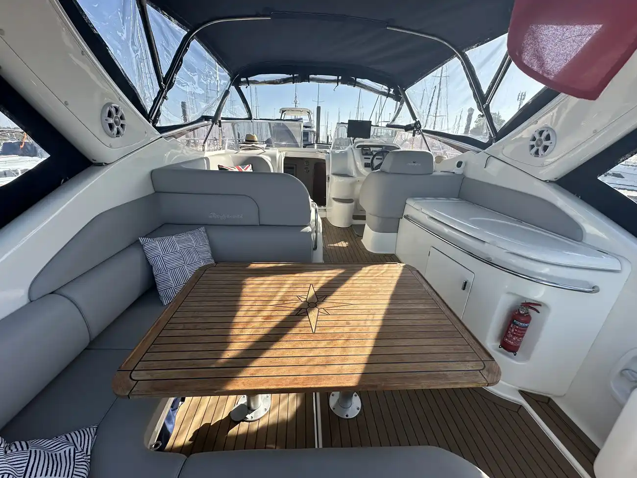 2004 Cranchi Zaffiro 34 image 12