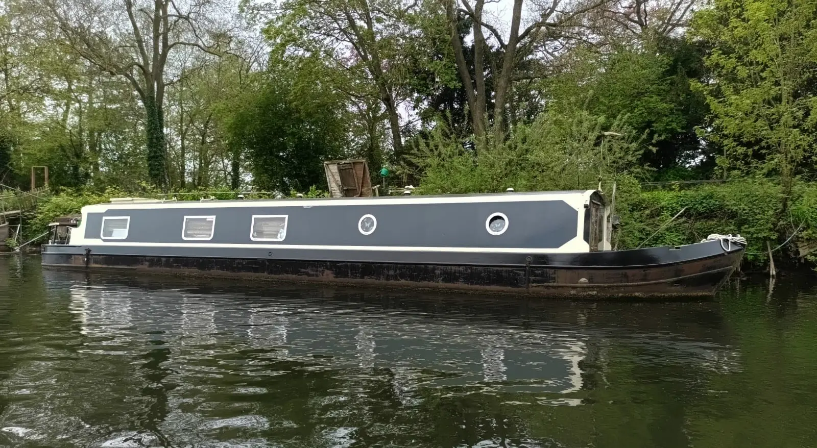 Collingwood 57 Widebeam