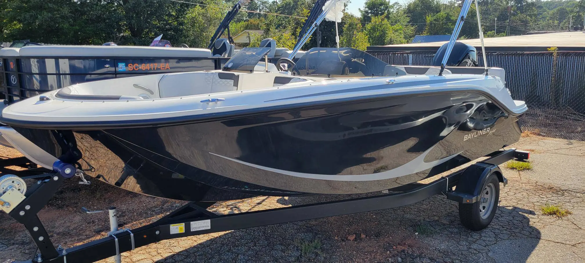 Bayliner M 19