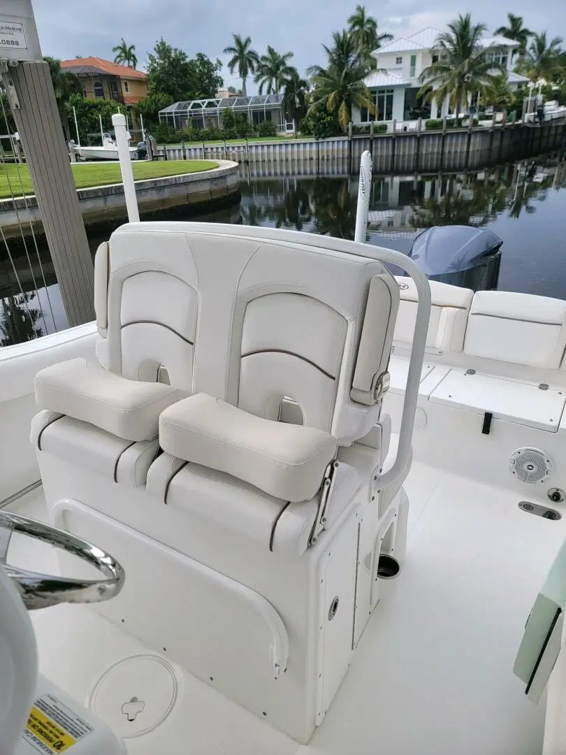 Sea Hunt Ultra 255 Se