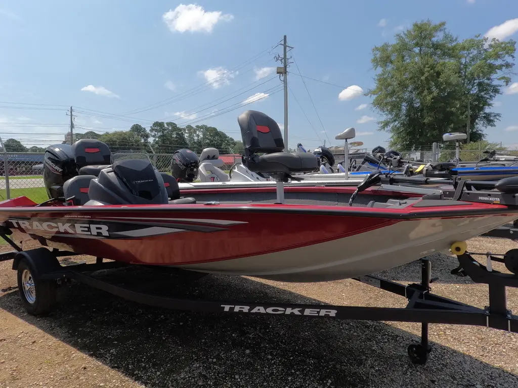 TRACKER Boats PT175TF 25 for sale - 301852e3f19d4d618b69f7432c3bfe3184e820836fb6473b9a993029a690d704.webp