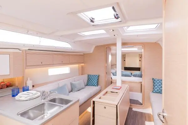 Dufour 37