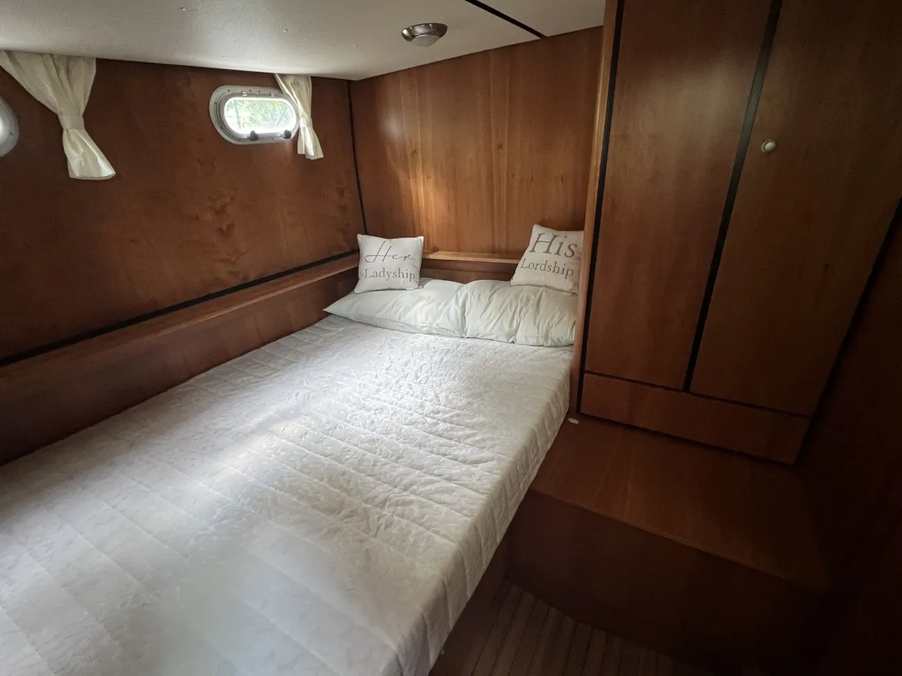 2008 Linssen AC 33.9 image 9
