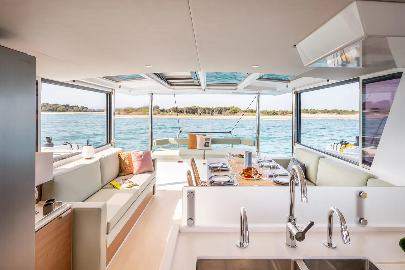 https://www.rightboat.com/boat_images/image_29190826/compressed_5a48112c423b4e619ae6030d8863ad6316c2e3892df843258c237006ade94323.webp photo 15