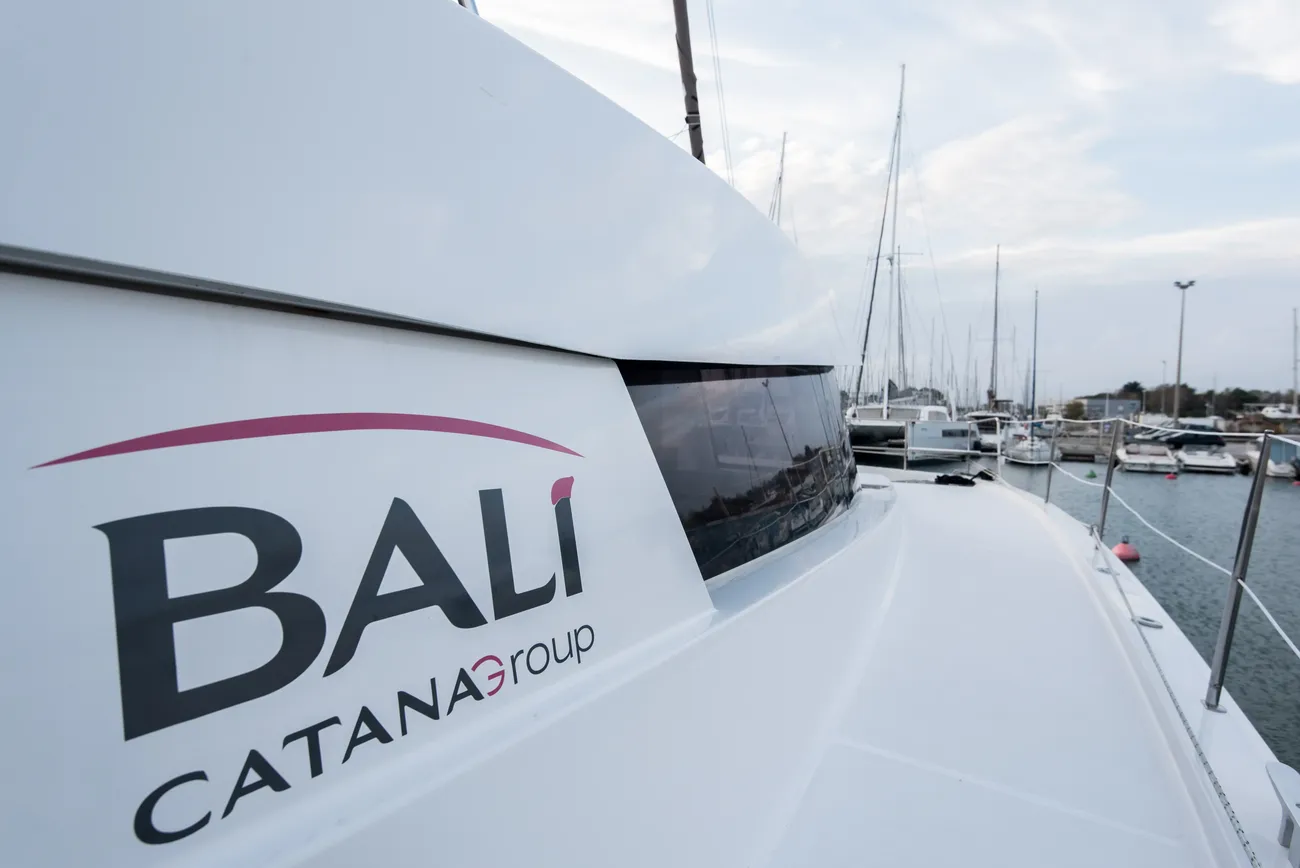 https://www.rightboat.com/boat_images/image_29204326/compressed_da224c6e1ad44c6682e1d8516347531f03325f42221143a4857bbc624dc083a6.webp photo 36