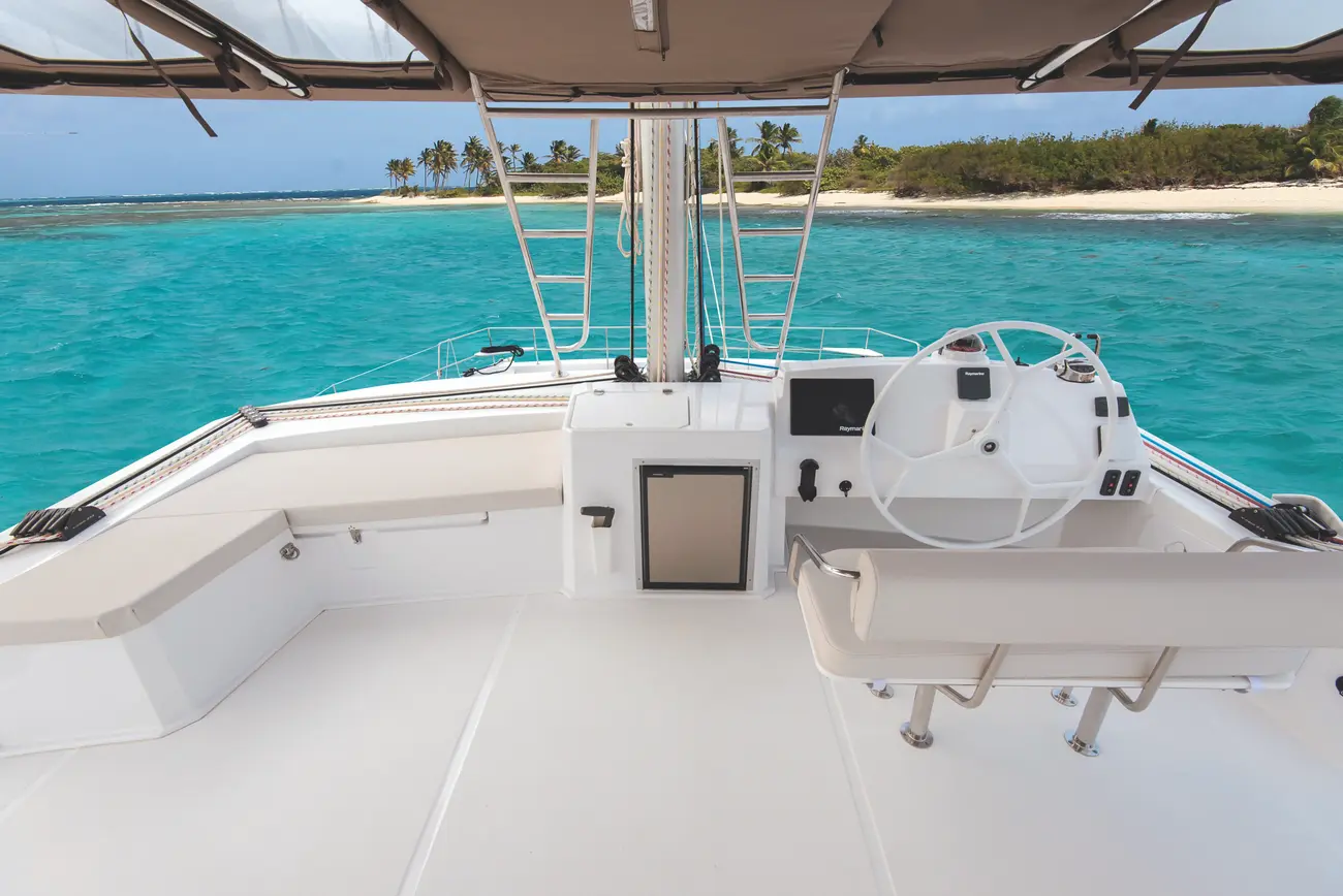 https://www.rightboat.com/boat_images/image_29204328/compressed_a1503da6e2a84b2a9b3e44ea056206f942434a9935a74fabafce794561a043cd.webp photo 10