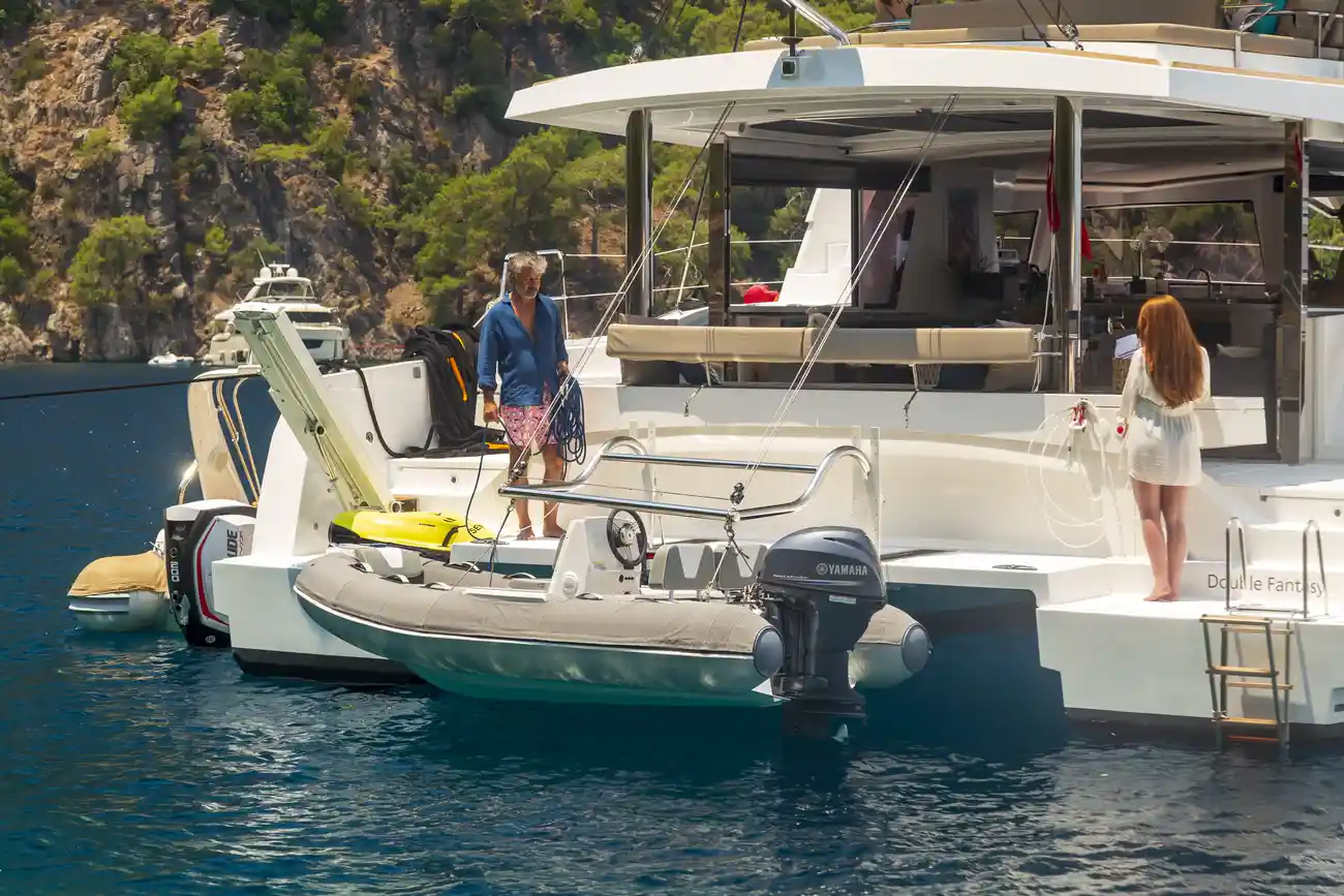 https://www.rightboat.com/boat_images/image_29204345/compressed_d719a862543642a4a08092d98429f63fe6eb51618b4e49b3a7ba8e87112b424c.webp photo 15