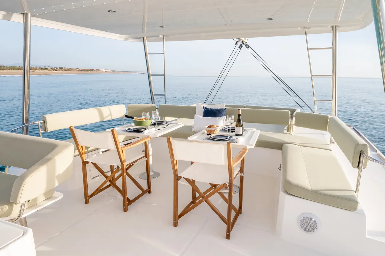 https://www.rightboat.com/boat_images/image_29204353/compressed_b178498027834b199c093183f54b41ee4e65c454a1f6458f801fc24a1f71af9d.webp photo 8