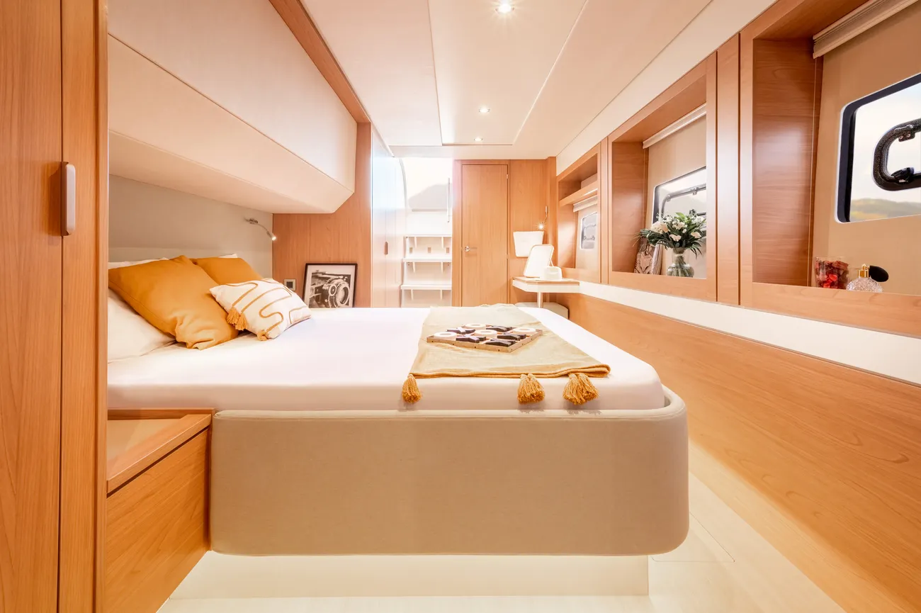 https://www.rightboat.com/boat_images/image_29204360/compressed_df4e1c6118a342c484a3c310ea0c32b343f74c47bfe14041ab1e739882b541fc.webp photo 27