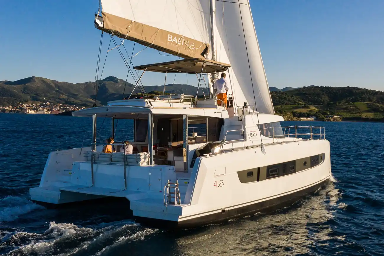 https://www.rightboat.com/boat_images/image_29206742/compressed_873cd35a517048f9be2f5678dafb44261e1a6758ff37490eb36a25cd844308e0.webp photo 6