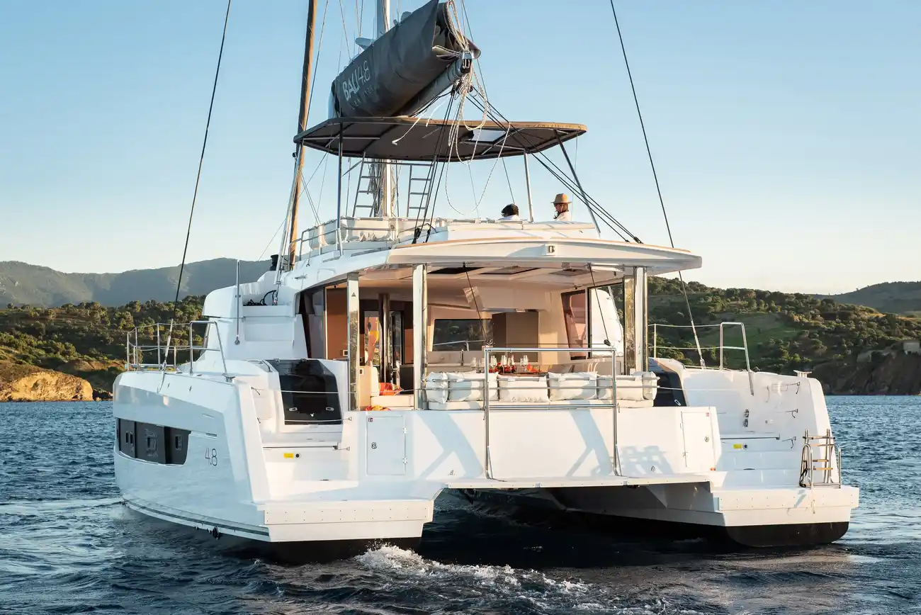 https://www.rightboat.com/boat_images/image_29206745/compressed_a18464fe621f4e738113580ce55fb948cf571e9275534f61b4f4166080139f52.webp photo 14