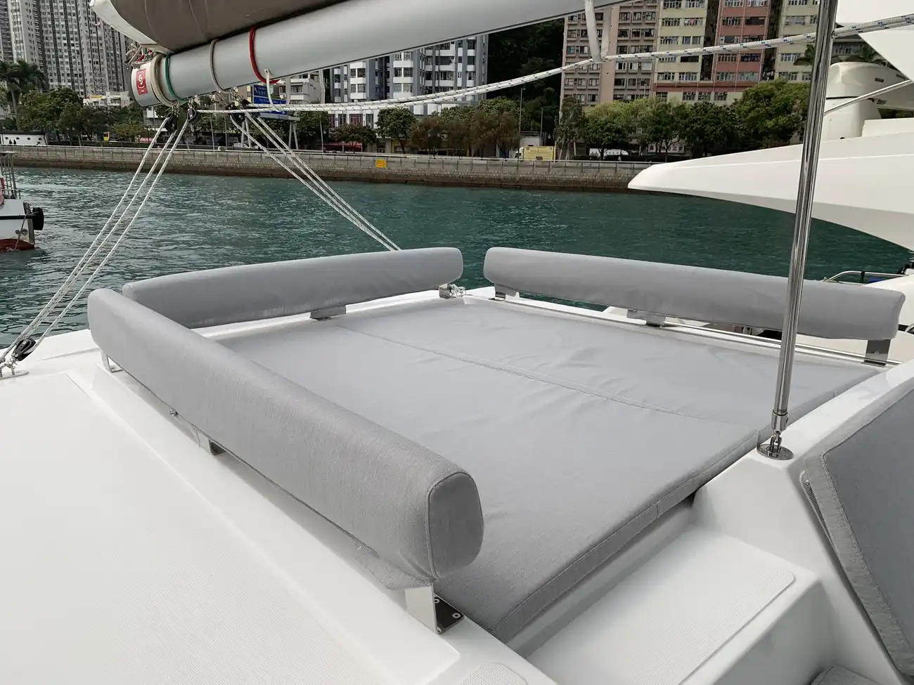 https://www.rightboat.com/boat_images/image_29207123/compressed_07e09f86e55f47219b39ed47fdb634df99e7cd1f0f604120ac5d7f9e893eebf6.webp photo 6